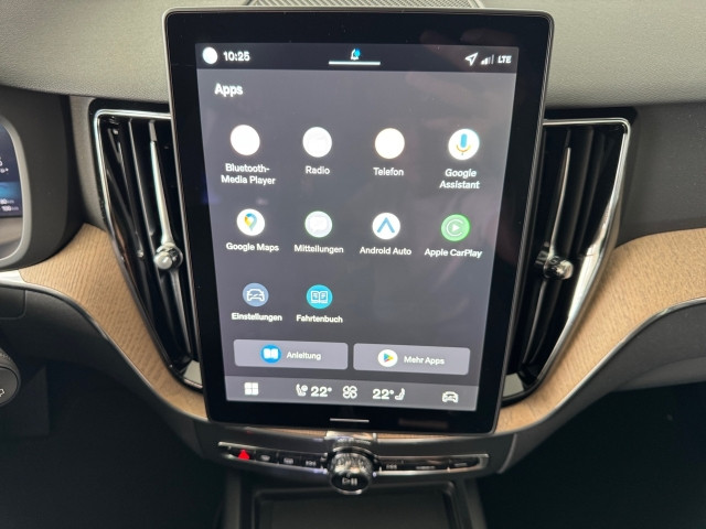 Bild 7: VOLVO PKW XC60 Plus, T6 AWD Plug-in Hybrid, Elektrisch/Benzin, Dark