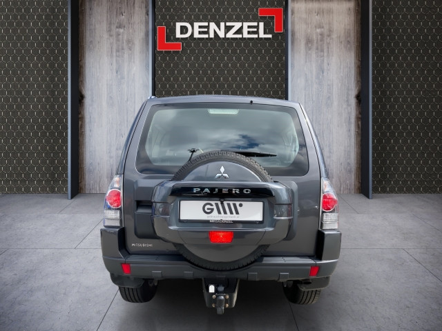 Bild 10: Mitsubishi Pajero 3,2 DI-D Aust