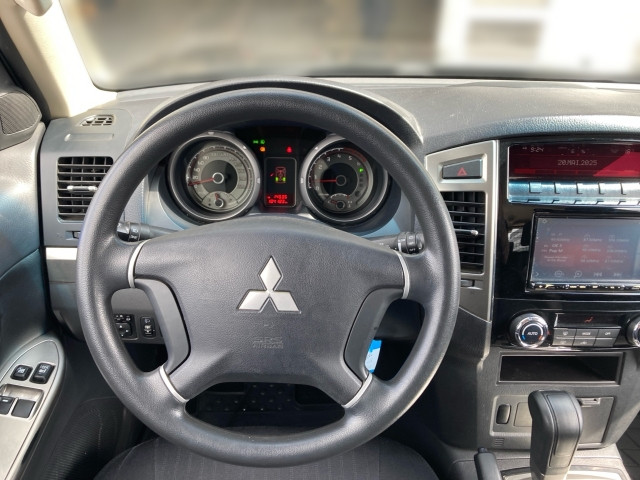 Bild 6: Mitsubishi Pajero 3,2 DI-D Aust