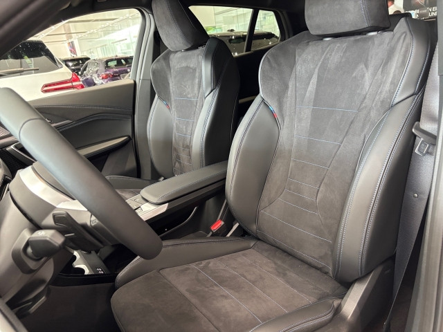 Bild 12: BMW iX2 xDrive30 U10 XE2