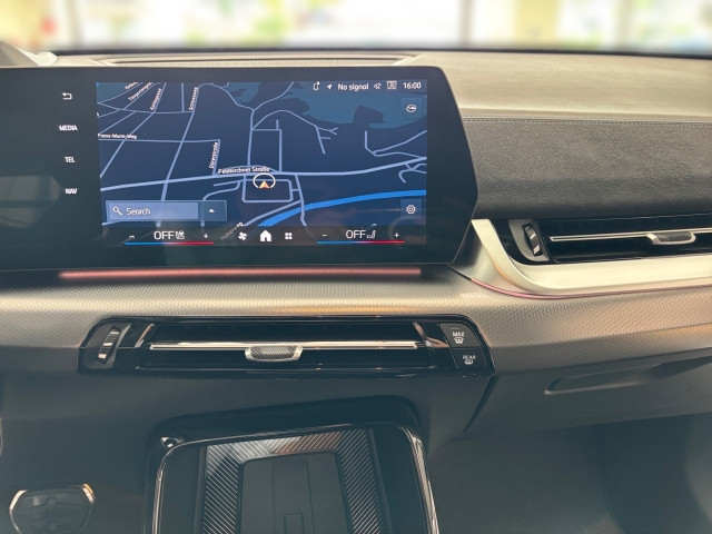 Bild 13: BMW iX2 xDrive30 U10 XE2