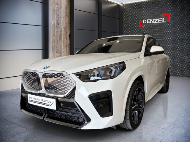 Bild 7: BMW iX2 xDrive30 U10 XE2