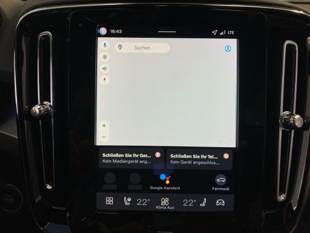 Bild 5: VOLVO PKW XC40 Plus, B3 Mild Hybrid, Benzin, Dark