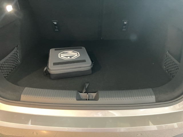 Bild 9: MG HS PHEV+ Comfort Stoff Schwarz
