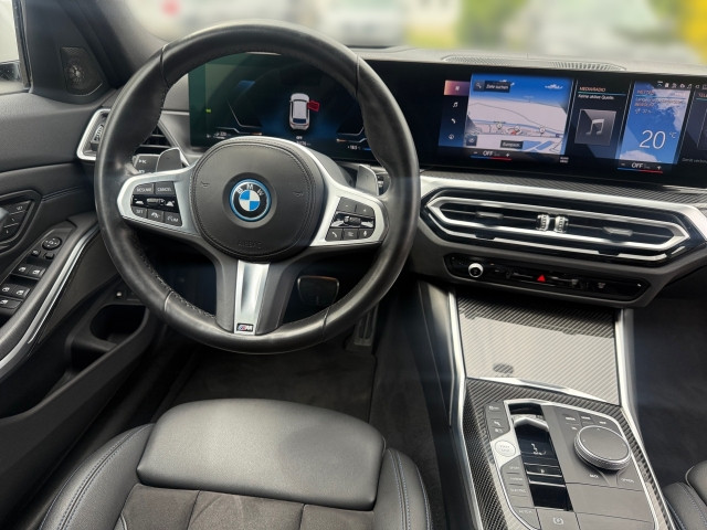 Bild 6: BMW 330e xDrive Touring G21 XB1