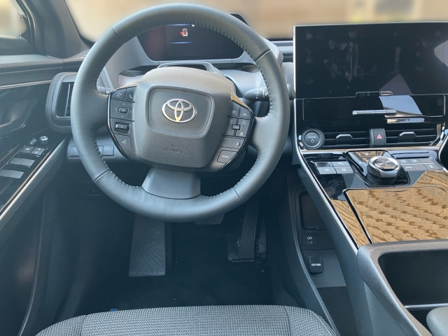 Bild 6: Toyota bZ4X 150kw