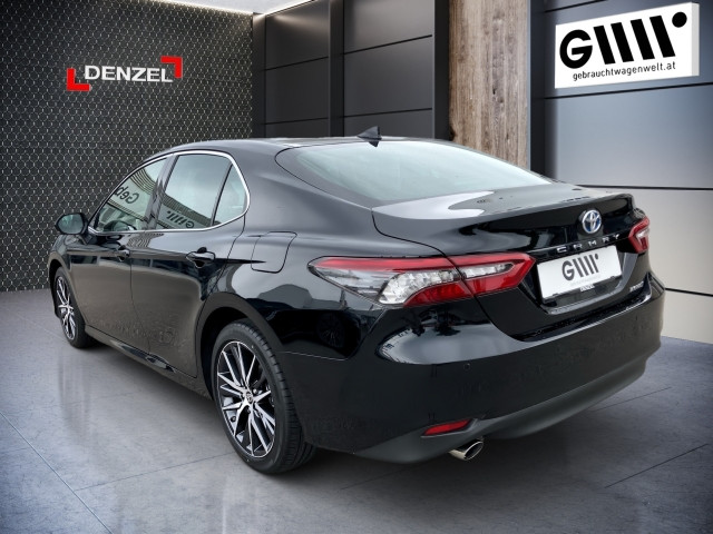 Bild 2: Toyota Camry Hybrid Lounge