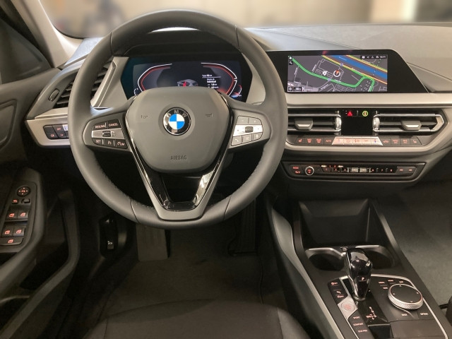 Bild 9: BMW 116d 5-Türer F40 B37