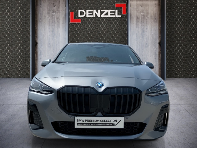 Bild 12: BMW 230e xDrive Active Tourer U06 XB2