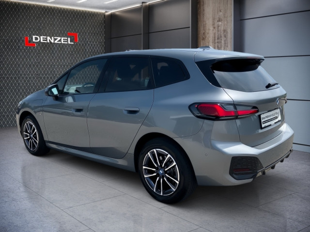 Bild 2: BMW 230e xDrive Active Tourer U06 XB2