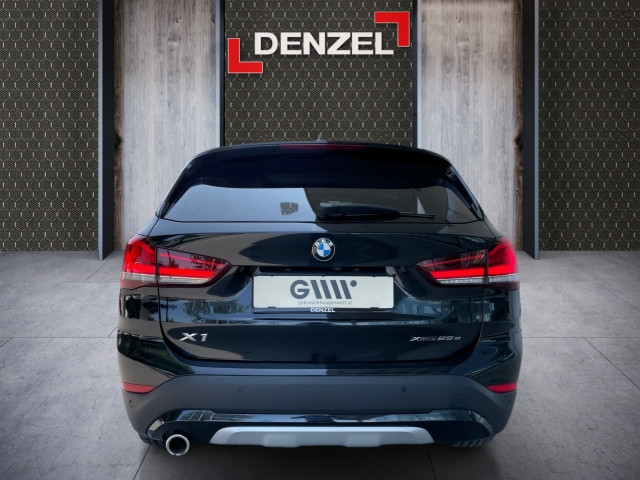 Bild 10: BMW X1 xDrive25e F48 XB2