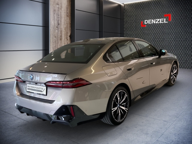 Bild 3: BMW 550e xDrive Limousine G60 XB1