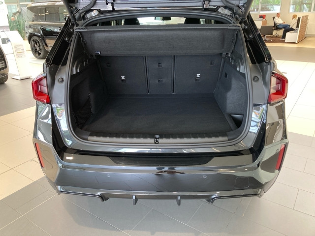 Bild 9: BMW iX1 eDrive20 U11
