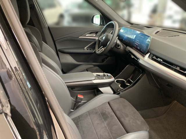 Bild 5: BMW iX1 eDrive20 U11