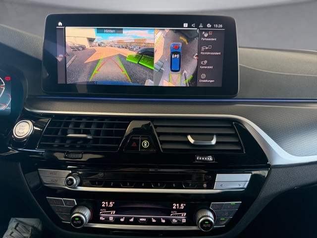 Bild 13: BMW 540i 48 V Touring xD