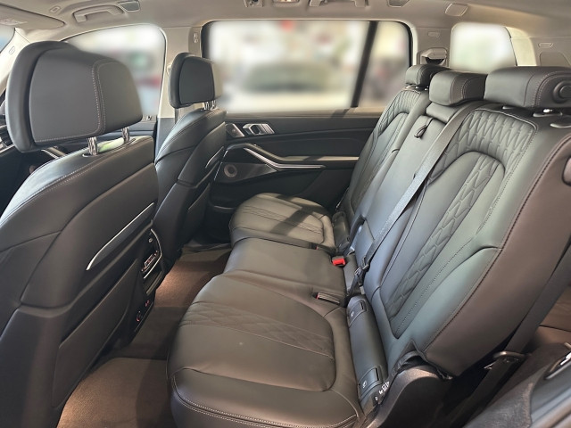 Bild 13: BMW X7 xDrive40d G07 B57