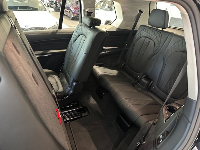 Bild 5: BMW X7 xDrive40d G07 B57