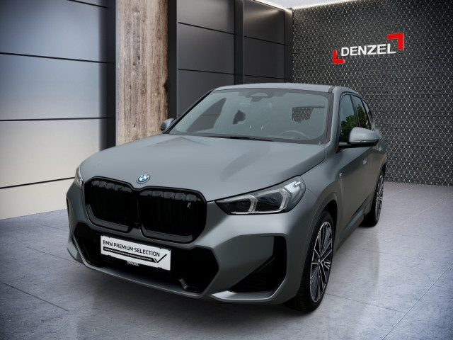 Bild 1: BMW iX1 xDrive30 U11