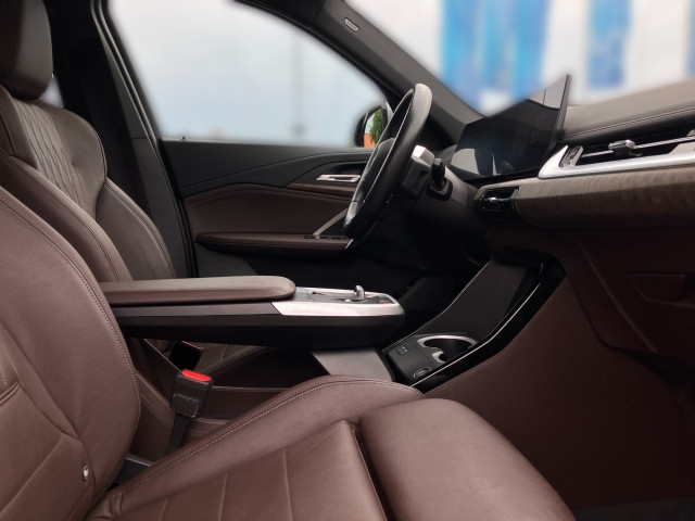 Bild 5: BMW iX1 xDrive30 U11