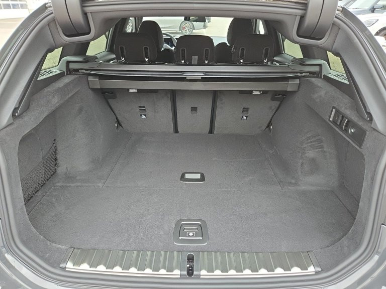 Bild 9: BMW 318d Touring G21 B47