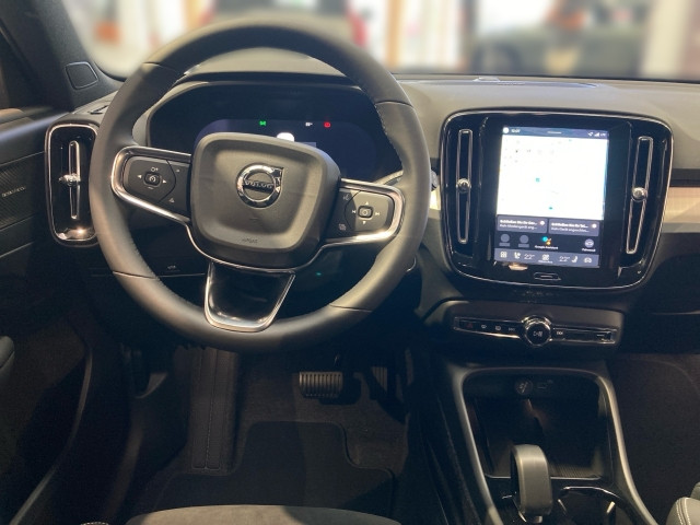 Bild 5: VOLVO PKW XC40 B3 Mild Hybrid Plus Dark