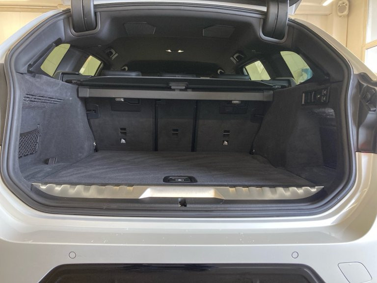 Bild 9: BMW 330e xDrive Touring G21 XB1