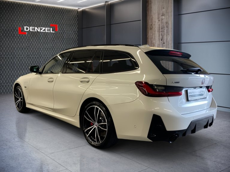 Bild 2: BMW 330e xDrive Touring G21 XB1