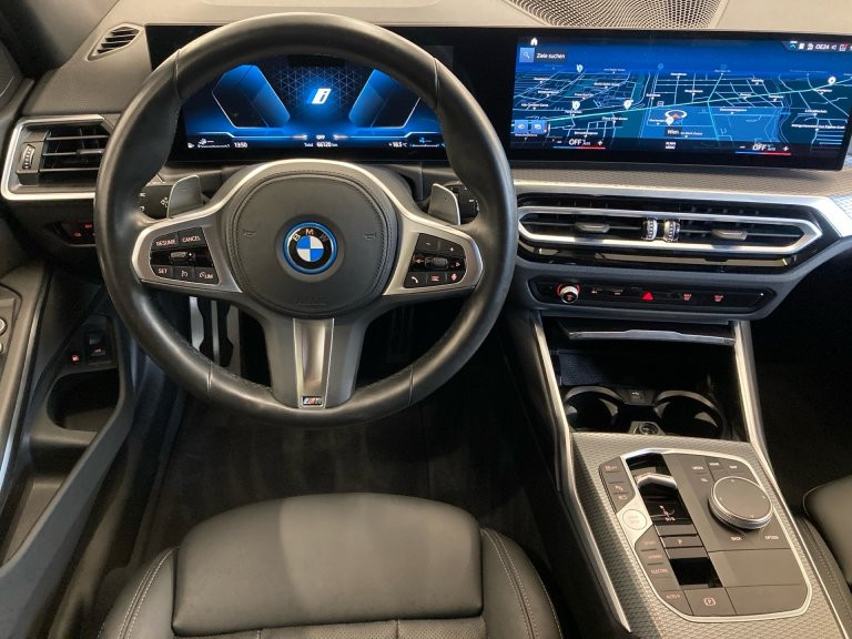Bild 6: BMW 330e xDrive Touring G21 XB1