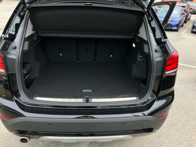 Bild 9: BMW X1 sDrive18i F48