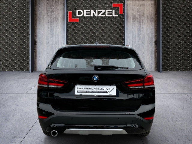 Bild 10: BMW X1 sDrive18i F48