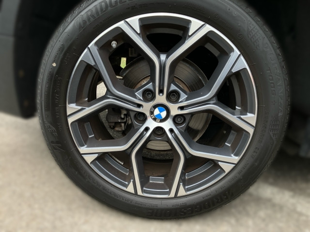 Bild 4: BMW X1 sDrive18i F48