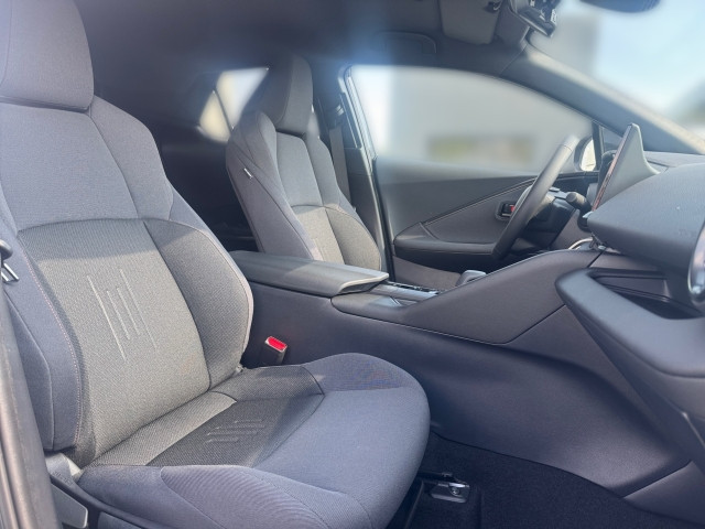 Bild 5: Toyota C-HR 1,8 140PS HEV 140PS 2WD Active Drive + Technologie Pake