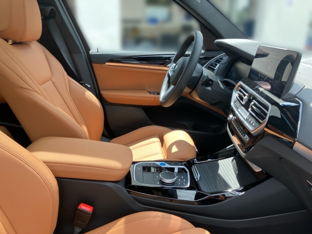 Bild 4: BMW iX3 G08 HA0