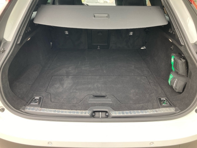 Bild 9: VOLVO PKW V90 Cross Country Plus, B5 AWD Mild Hybrid, Benzin