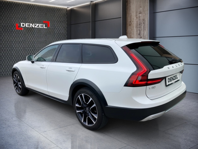 Bild 2: VOLVO PKW V90 Cross Country Plus, B5 AWD Mild Hybrid, Benzin