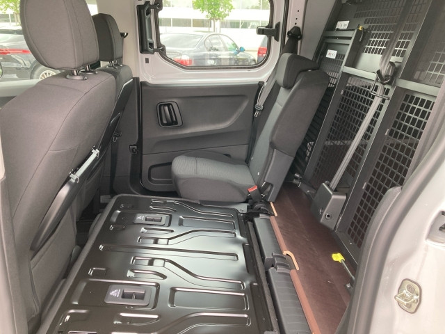 Bild 9: Fiat Transporter Doblo DoKa Serie 3 L2 BlueHDI 100 MT