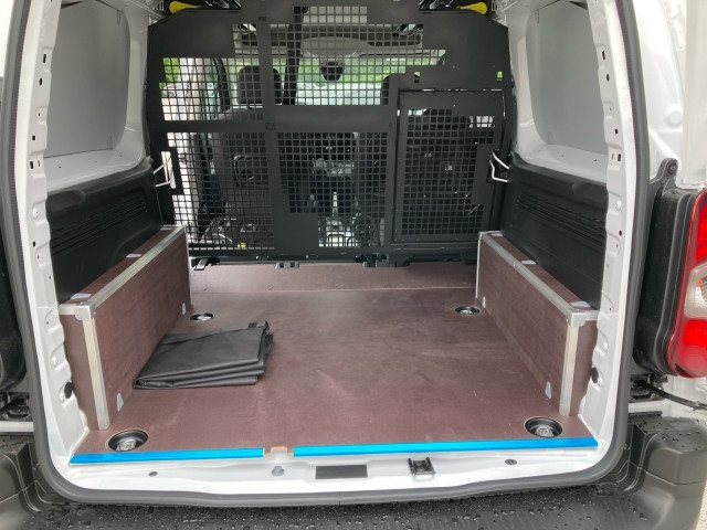 Bild 8: Fiat Transporter Doblo DoKa Serie 3 L2 BlueHDI 100 MT