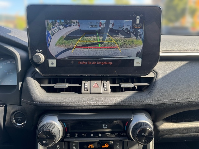 Bild 7: Toyota RAV 4 - 2,5 l Hybrid 4x2 Active Drive