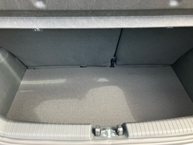 Bild 9: Hyundai i10 GO 1,0 MT