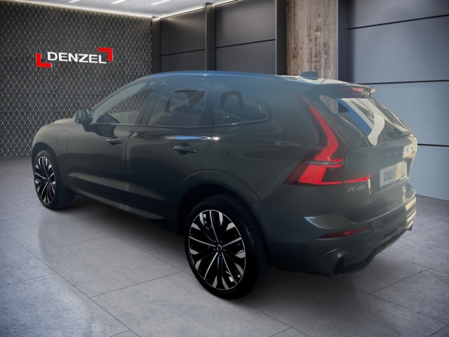 Bild 2: VOLVO PKW XC60 Ultra, T6 AWD Plug-in Hybrid, Elektrisch/Benzin, Dark
