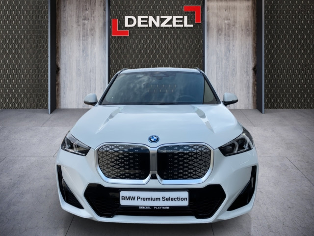 Bild 2: BMW iX1 eDrive20 U11 HB0