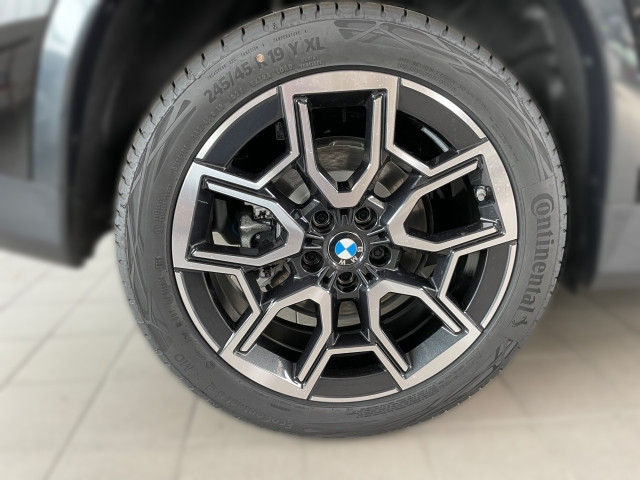 Bild 4: BMW X1 sDrive20d U11