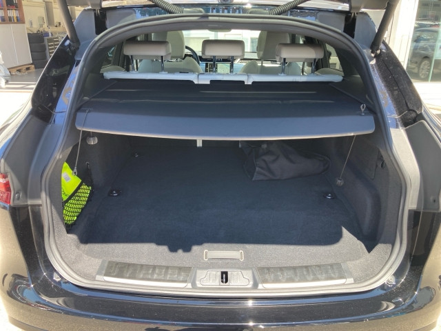 Bild 9: Jaguar F-Pace R-Dynamic SE P400e PHEV AWD