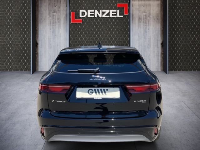 Bild 10: Jaguar F-Pace R-Dynamic SE P400e PHEV AWD