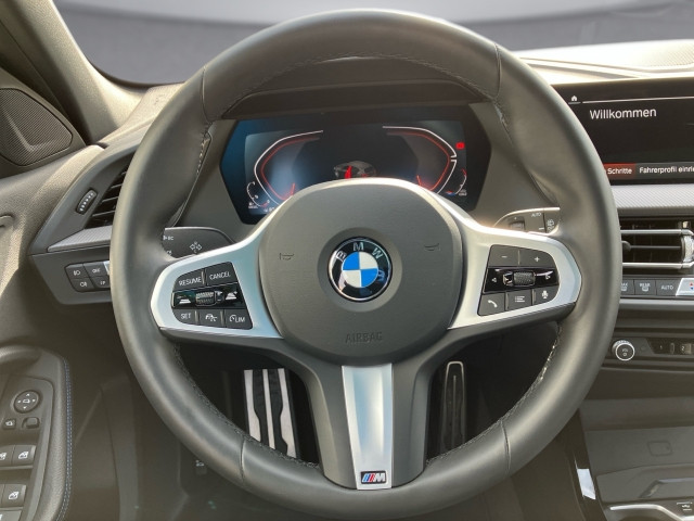 Bild 9: BMW 116d 5-Türer F40 B37