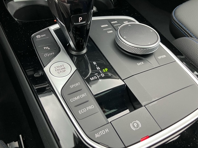 Bild 14: BMW 116d 5-Türer F40 B37