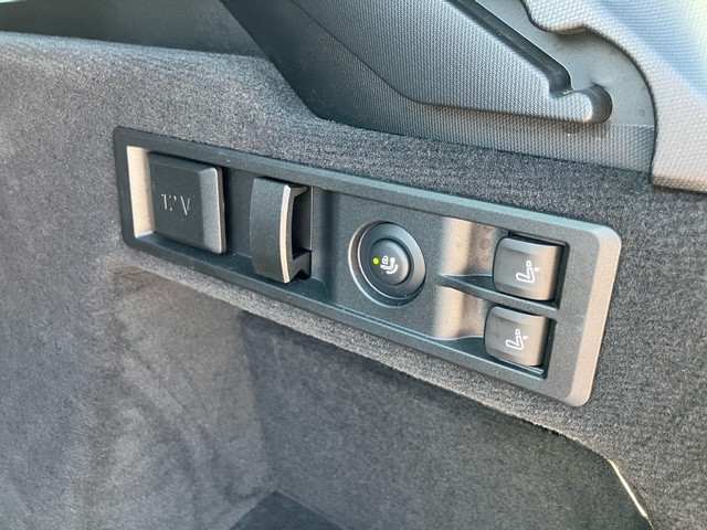 Bild 13: BMW 320e xDrive Touring G21