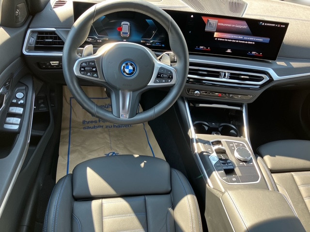 Bild 6: BMW 320e xDrive Touring G21