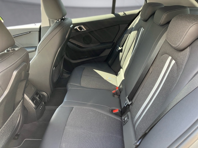 Bild 11: BMW 118i 5-Türer F40