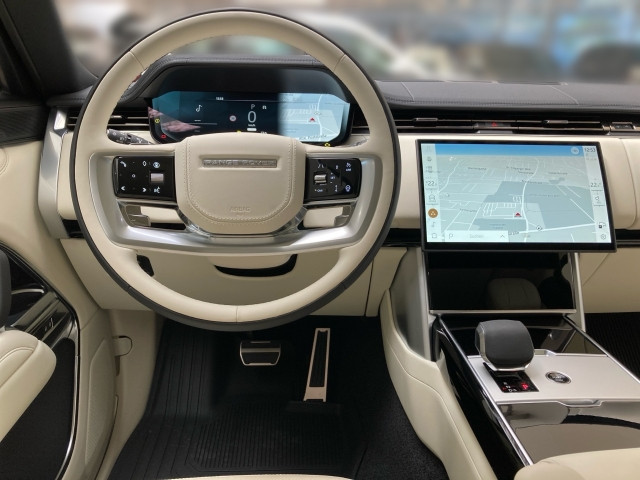 Bild 6: Land Rover Range Rover 3,0 AWD 460PS